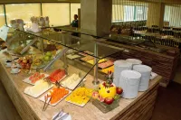 Sotero Hotel by Castelo Itaipava - breakfast