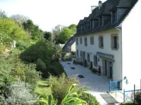 Logis Hotel de La Corniche Hotels in Brest