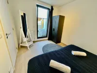 OneLuxStay Near Diamond District