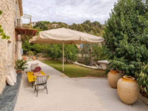 Traditional Luxury Villa Retreat in Pidasos Hotels in Pylos