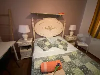 Lime Beach House Hotels in Porches