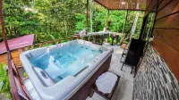 Bungalows Las Iguanas Arenal Volcano Hotels in San Ramon