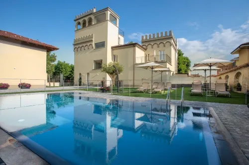 Villa Bernasconi - 客房和餐廳 -