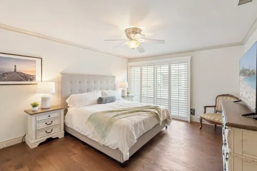 NEW! Discounted Rates 3-Bed Townhome w/AC! 3 min Walk to Private Beach Access