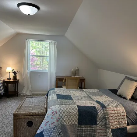 Oscoda Lake House : waterfront, 4 beds