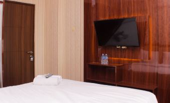 Cozy Studio at Lagoon Bekasi Town Square Apartment