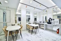 YTT Hotel