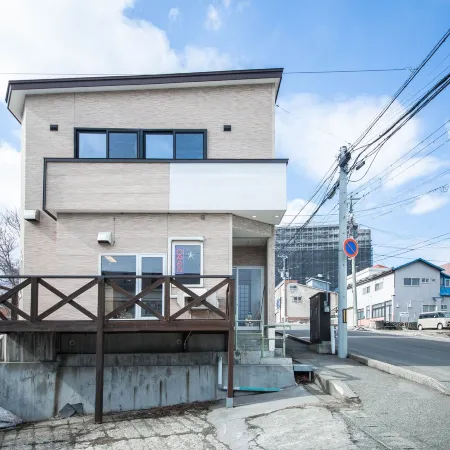 Sumiyoshi House Room A