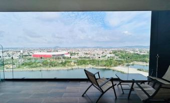 Central 102 Apartments