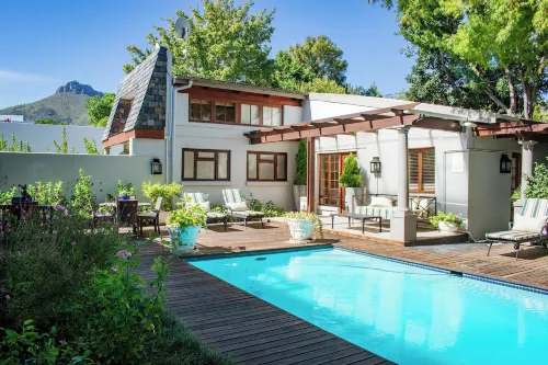 5 Seasons Guest House