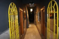 Sab Hotel & Residences Các khách sạn ở Khoi Maira