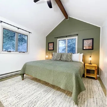 Perfect Cabin to Enjoy a Riverfront Vacation #6176