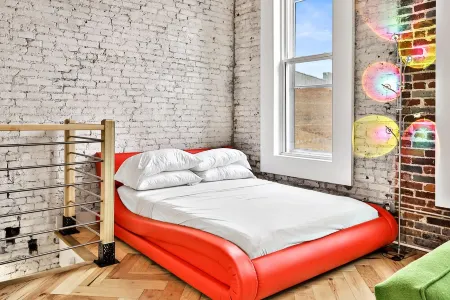 Urban studio in downtown Shelbyville in the heart of the Bourbon trail