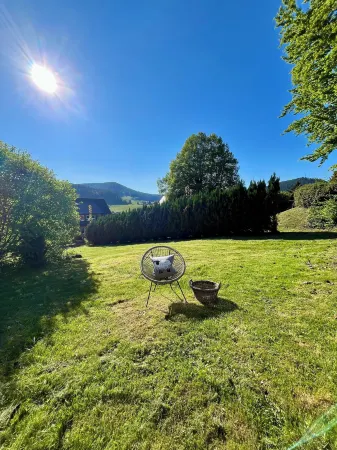 Apart Hotel Goldener Hahn Baiersbronn, Ferienwohnungen | Frühstück, Sauna & Indoorpool Отели в г. Байрсброн