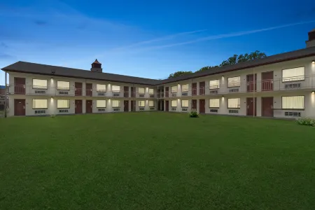 Red Roof Inn Memphis - Graceland/ Airport