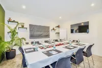 Majestic hill-top 5-star awarded boutique Penthouse. Hotels in Yzerfontein