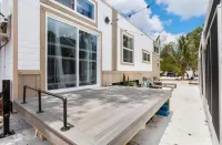 Cocohut in Sarasota Siesta Key Hotels in Bee Ridge