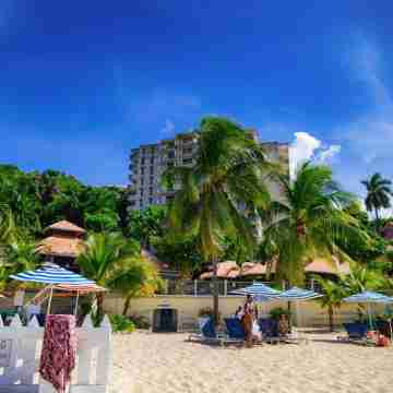 Ocean View Central Location Modern Studio Fitness & Recreational Facilities