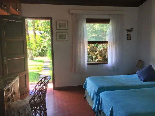 Cozy house, terrace, 50 meters from the beach, kiosk w / barbecue Hotels in Sao Sebastiao