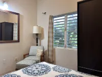 Coffee & Cream Cottage - Homely is What We Do! のホテル