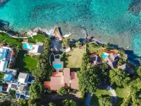 Beautiful Mediterranean Style villa Hotels near D'Rosashdly