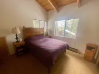 Ebbetts Pass Getaway - Awesome Easy Access Large Mountain Cabin