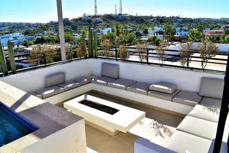 Authentic & Cozy Condo in Downtown San Jose Отели рядом с достопримечательностью «Puerto Los Cabos»