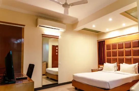 Bisque Magaji Orchid - Near Majestic City Railway Station Hotels near Mantri Square