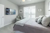 Perfect Quiet King Suite near Mayo