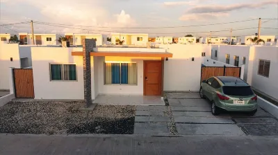 Beautiful Villa with Private Pool located on Punta Cana. Hotels in 