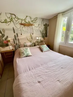 Villa in residence with swimming pool, tennis and direct to the beach in Corsica Hotel a Cervione