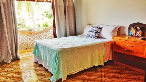 House with pool 50 m from the beach