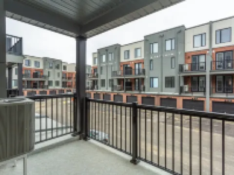 Cozy Getaway in Uptown Waterloo Hotels in Waterloo