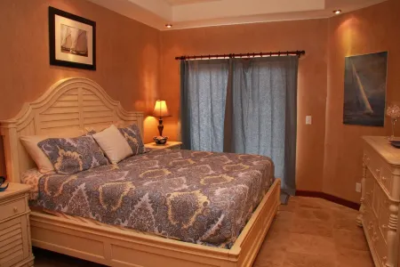 Luxurious Large Oceanfront Villa on Private Beach with Amazing Views