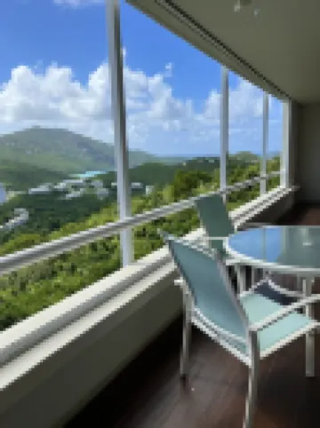 Updated 1BR/1BA - "Island Sol" with fantastic views