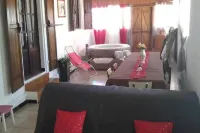 Grande Maison Spacieuse et Accueillante Située à Saint-leu