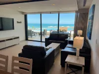 Las Palomas BRAND NEW, Ground Floor, Phase 3 Condo!