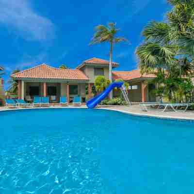 Sea Turtle Condo 2 Bdr-2 Bth in Palm Beach Area, walking distance to the beach. Fitness & Recreational Facilities