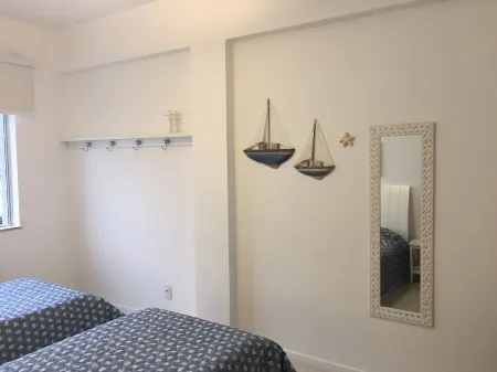 Rent beautiful 2 bedroom apt at a Fort Beach court. Отели рядом с достопримечательностью «Shells Beach»