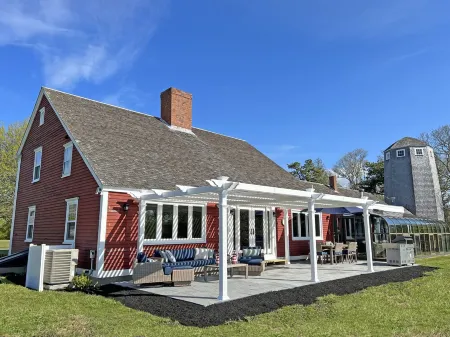 Private Beach - 3 bedroom