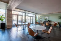 Cozy 1-Bedroom w/FREE Parking/RooftopPool/Doggy Park