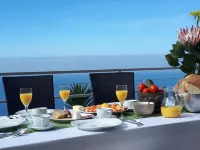Casa Oliva-Panorama: Large designer apartment, fantastic views, heated pool