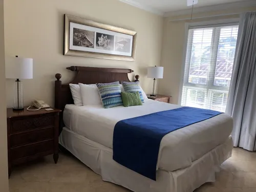 Villa Renaissance 103: 1st floor, 2 Bedrooms, 2 Bathrooms Ocean Front Villa