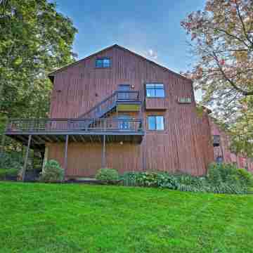 Vernon Condo w/ Deck, Near Appalachian Trail! Hotel Exterior