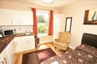Central Studios Gloucester Road by Roomsbooked Hotels in Badgeworth