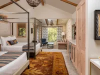 Camp Lucy Hotels in Hays County