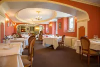 Clos de Vallombreuse the Originals Relais Hotels in Douarnenez