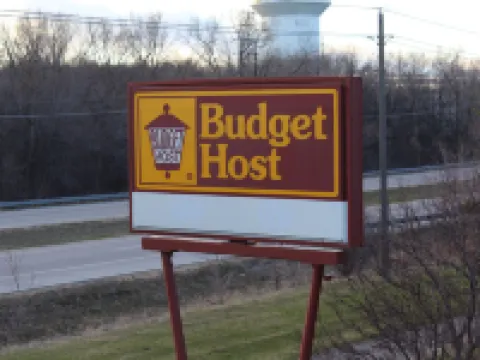 Budget Host Inn Fridley Hotels in Fridley