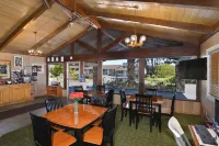 Surf Motel and Gardens Hotels in Fort Bragg