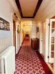 Van Gilder Hotel
